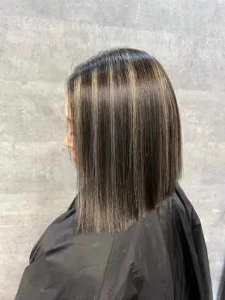 ミディアム 難波/ハイトーン 🦋AOI🦋のヘアスタイル