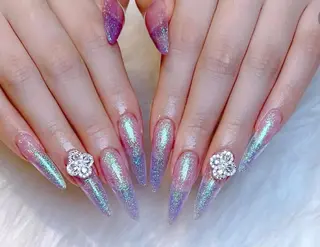 ネイル VIVIAN リサのネイルデザイン