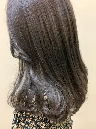 ミディアム カラー ayaka 縮毛矯正レイヤーのヘアスタイル