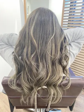 ロング カラー ハイライト⭐️上野 高広のヘアスタイル
