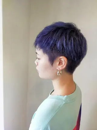 ショート カラー RU RIのヘアスタイル