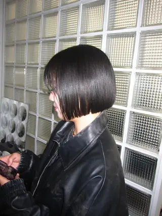 ミディアム トレンド/天神大名 ハイトーン/レイヤーのヘアスタイル