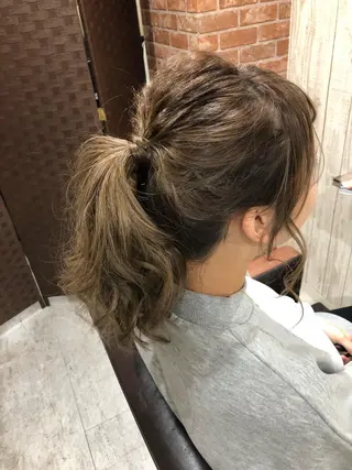 ヘアアレンジ みやもと まなみのヘアスタイル