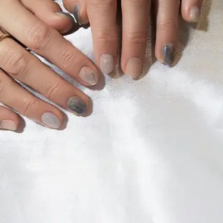 ネイル Nail salon LEVALOレヴァロのネイルデザイン