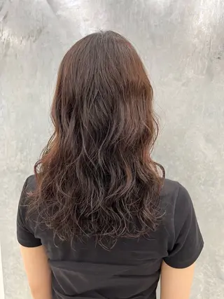 ロング 神作 汐里　江古田 /透明感カラー🌿のヘアスタイル