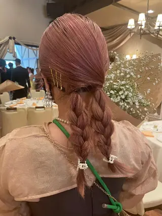 ヘアアレンジ ハイトーンカラー🩵 耳ツボジュエリー👂のその他イメージ