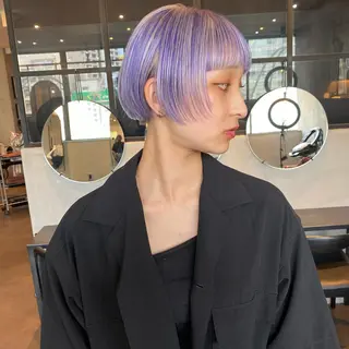 ショート カラー 艶ハイトーンブリーチ 🌈小林侑雅のヘアスタイル