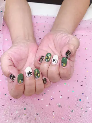 ネイル 🦋ネイルサロン ブラン🌈ゆりのネイルデザイン