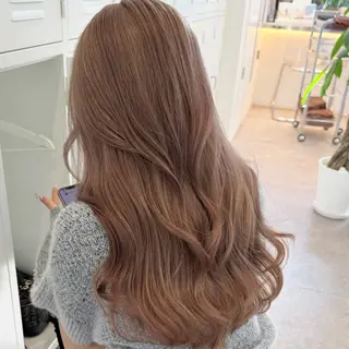 ミディアム カラー ミルクティーベージュ 🩰🤎miharuのヘアスタイル
