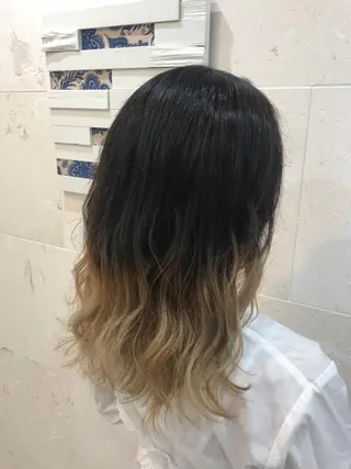 セミロング カラー 💘カラー人気No. 1💘SAYAのヘアスタイル