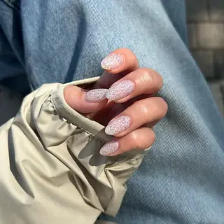 ネイル Yumi シンプルネイルのネイルデザイン