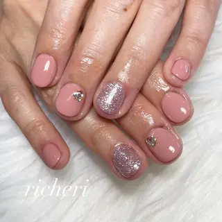 ミディアム ネイル richeri beautyのエステ・リラクイメージ