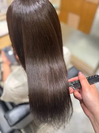 ロング 透明感グレージュ/ 縮毛矯正/静岡のヘアスタイル
