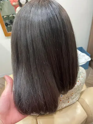 ミディアム カラー 寺本 早希のヘアスタイル