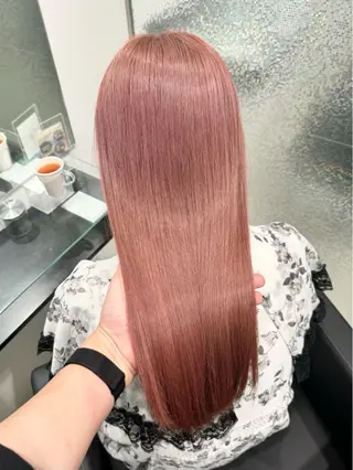 ロング カラー 髙橋 清那のヘアスタイル
