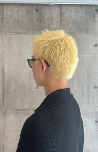 メンズ ハイトーンカラー✨️ 艶カラー特化Amiのヘアスタイル