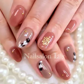 ネイル Lily*nail 🌻Mii🌻のネイルデザイン