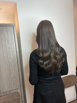 ロング 栄/久屋大通り/韓国 /透明感/横山🩵のヘアスタイル