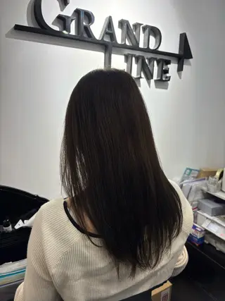 ロング 臼井 いづみのヘアスタイル