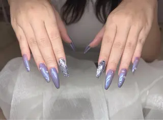 ネイル メイ 💅のネイルデザイン