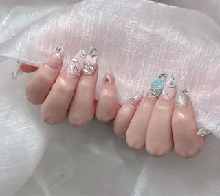ネイル Lee Nailsのネイルデザイン
