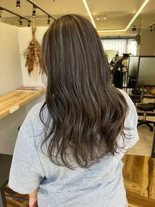 ロング 木寺 樹莉のヘアスタイル
