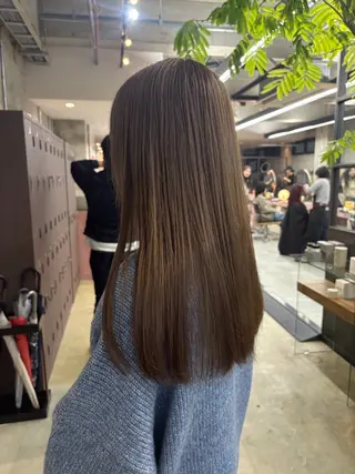 ロング 鈴木瑛里／ブロンド ベージュ／男女のヘアスタイル