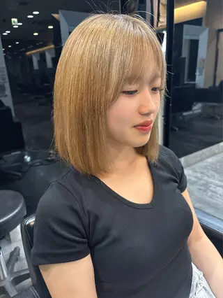 ミディアム 人気サロン縮毛矯正 ボブカットカラーのヘアスタイル
