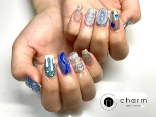 ネイル ネイルルーム チャームのネイルデザイン