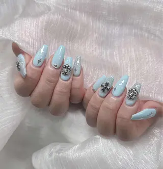 ネイル Lee Nailsのネイルデザイン