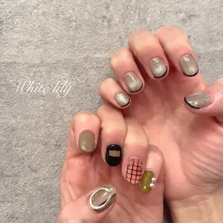 ネイル White lily所属・牧田 雅世のネイルデザイン