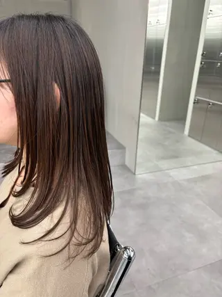 セミロング 佐藤 莉子のヘアスタイル