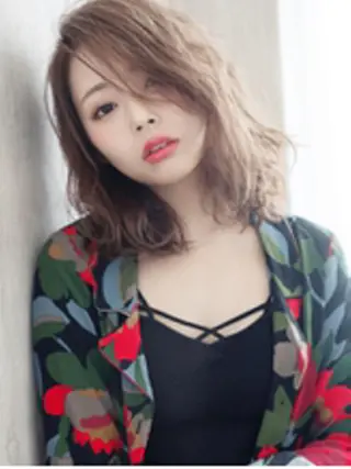 セミロング カラー パーマ ヘアアレンジ ババ リョウゴのヘアスタイル