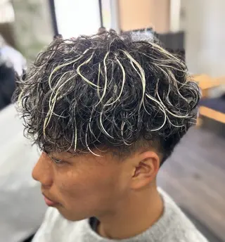 ショート カラー パーマ メンズ Taisei/ ブリーチモデル様募集のヘアスタイル