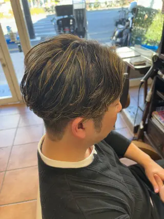 ショート カラー つばた みゆ🦋のヘアスタイル