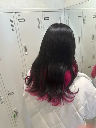 ロング カラー シールエクステ/ ブリーチカラーのヘアスタイル
