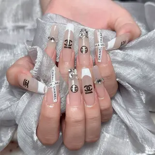 ネイル 里奈 Nailのネイルデザイン