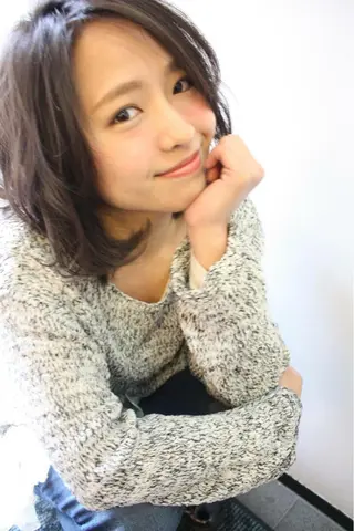 ショート カラー tuuli トゥーリのヘアスタイル