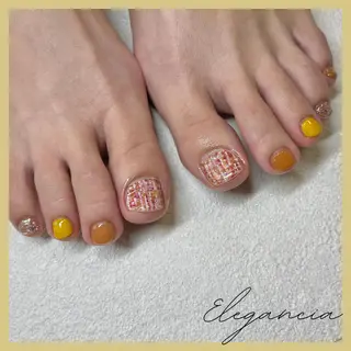 カラー ネイル Elegancia. Hiromiのネイルデザイン