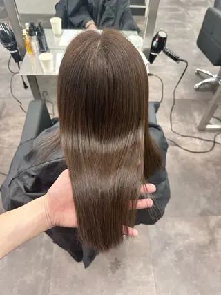 カラー ゲンキ /ウルフカットのヘアスタイル