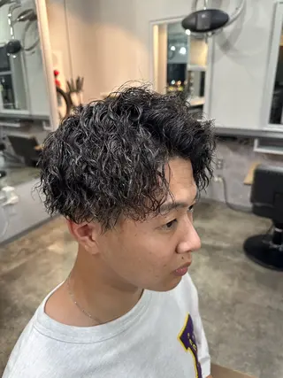 パーマ メンズ 加藤 聖也のヘアスタイル