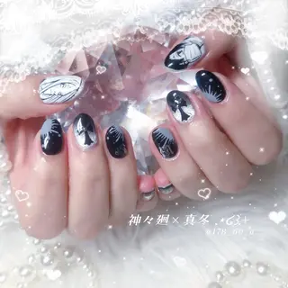 ネイル HAPPINAS🎀  れん🖤痛ネイルのネイルデザイン