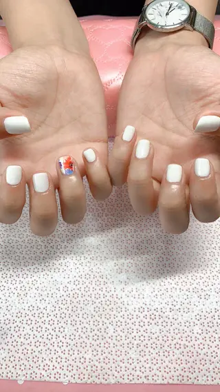 カラー ネイル Moonstone Salonのネイルデザイン