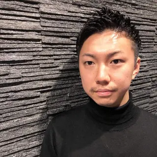 ショート メンズ 岡本 耕太郎のヘアスタイル