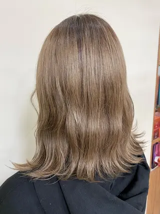 カラー SALOWIN栄 高須大貴のヘアスタイル