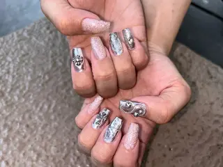 ネイル ✴︎ Delightのネイルデザイン