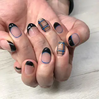 ネイル MAXKELLY スタッフのネイルデザイン