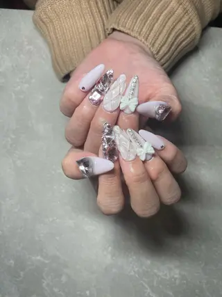 ネイル LAVISH nail salonのヘアスタイル