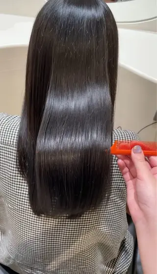 ロング カラー たかはし ゆうなのヘアスタイル