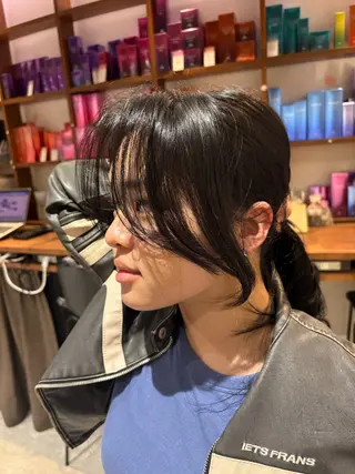 ミディアム カラー 海外レイヤー/赤み 消しカラー/上原聖奈のヘアスタイル